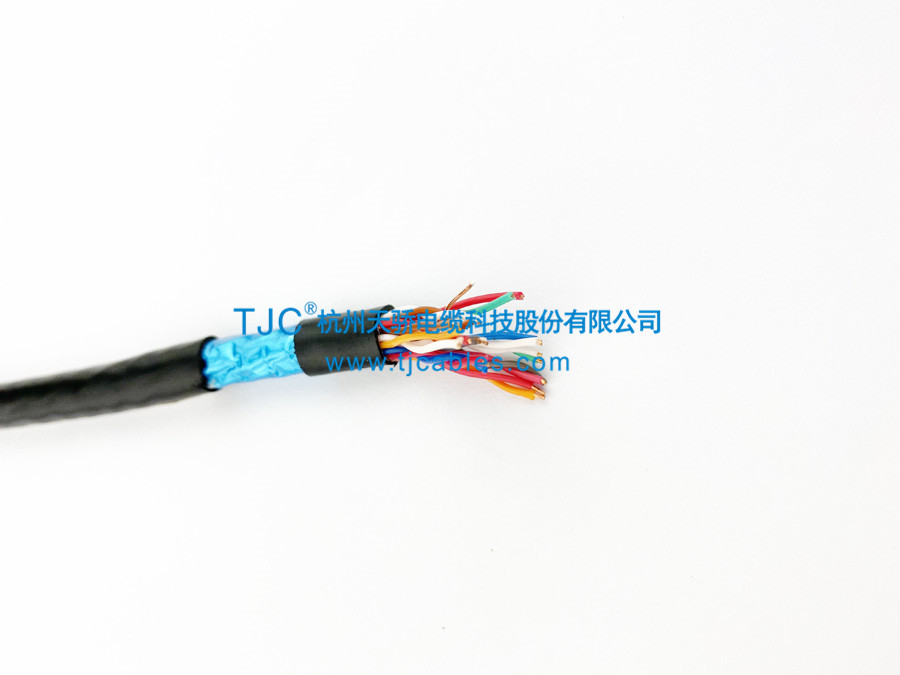 Data cable